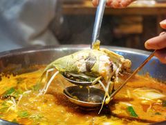 老凯俚酸汤鱼-野山舂·贵州现舂酸汤火锅(鸿通城店)