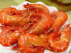 -三亚火车头万人海鲜广场