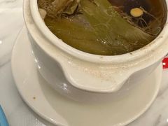 霸王花无花果炖瘦肉-新世界餐厅(万达店)