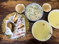 荷叶粥-穆得·老周家牛肉烧饼(普利街店)