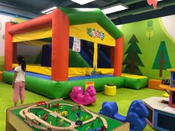 -莫莉幻想儿童乐园(郑州丹尼斯三天地店)