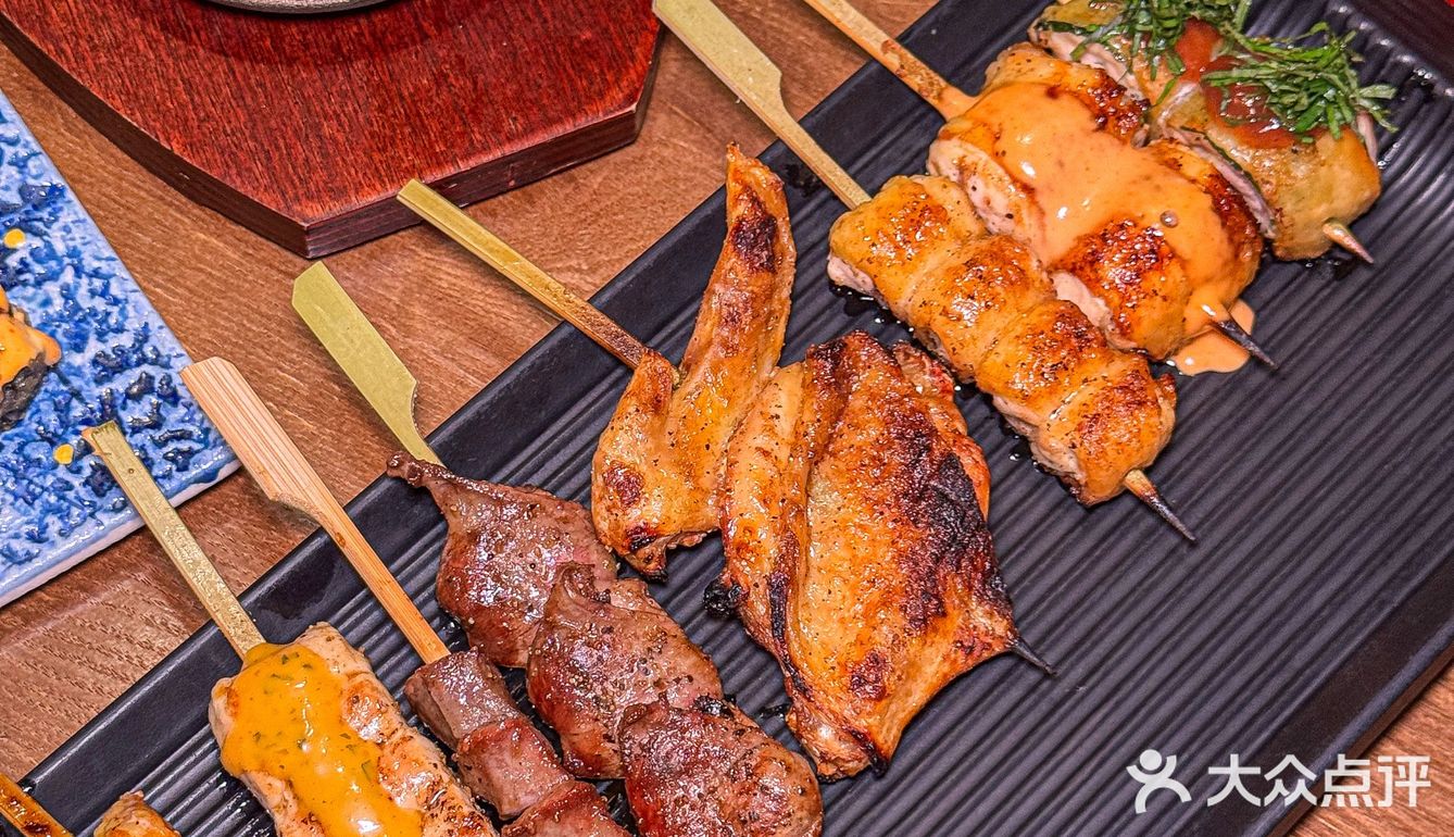 下班后的治愈时刻，被这家烧鸟酒场的江景美到了