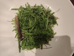 辣木苗拌鸡纵菌-永安鱼庄·镇江菜(东吴路店)