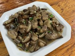 香菇滑鸡-汉时湘菜