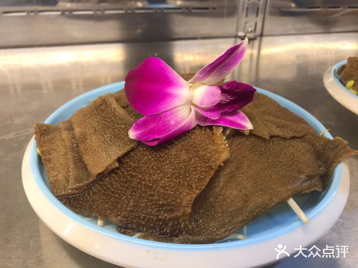 柒露营串串香(七公里总店)鲜毛肚图片