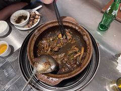 -胡须佬鸡煲四季火锅店(石厦西村直营店)