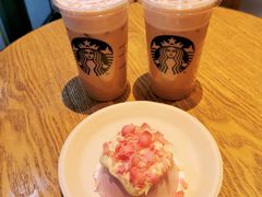 樱花初绽拿铁-星巴克(中远两湾城店)