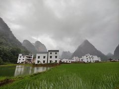 -钟山水墨田园