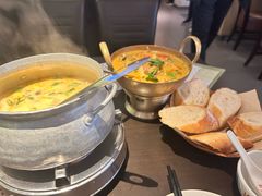 -大头虾越式风味餐厅(光明广场店)