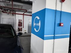 -百联西郊购物中心·停车场