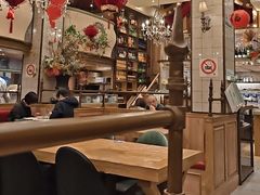 -玛格萝妮比萨屋(四平店)