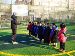 -中关村软件园智云足球场