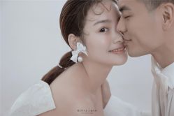点击看大图 -挪娅婚纱摄影皇家会所
