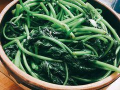 蒜蓉炒番薯叶-和记菜馆