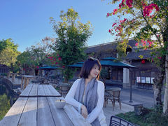 -比顿咖啡(和顺古镇店)
