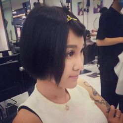 -专业烫发染发接发