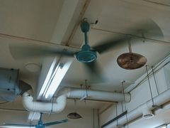 大堂-石灰市老火锅(北滨路店)