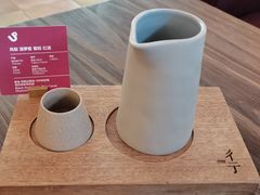 -彳亍咖啡·这里(水湾路店)