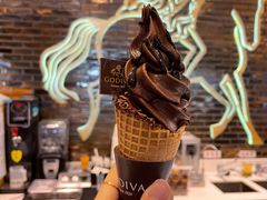 软巧克力冰淇淋蛋筒-GODIVA(王府井apm店)