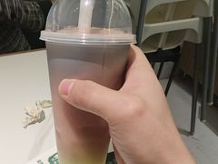 -喜茶(北京华贸购物中心店)