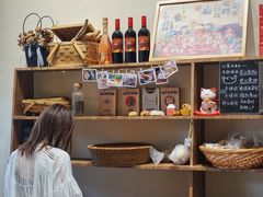 -沁屋面包店(人民东路店)