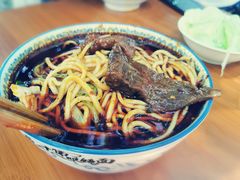 极品牛肉面-蒋六十八梯眼镜面(狮子坪店)