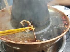 -楼外楼大刀肉传统火锅居(幸福街店)