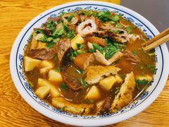 卤煮火烧-门框胡同百年卤煮(新街口店)