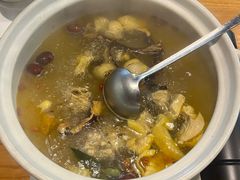 五指毛桃石橄榄鸡煲-金龙·打边炉(南京西路店)