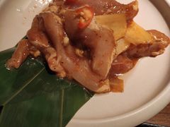 烤香辣鸡肉-新石器烤肉(中房金谊广场店)