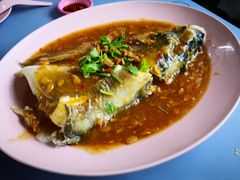 -成记酱蒸松鱼头