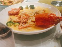 -宝燕海货工场(长江国际店)