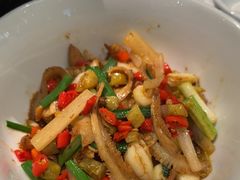 -费大厨辣椒炒肉(高铁吾悦广场店)
