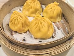 咸蛋黄小笼包-翡翠拉面小笼包Crystal Jade(上海浦东国际机场T1店)