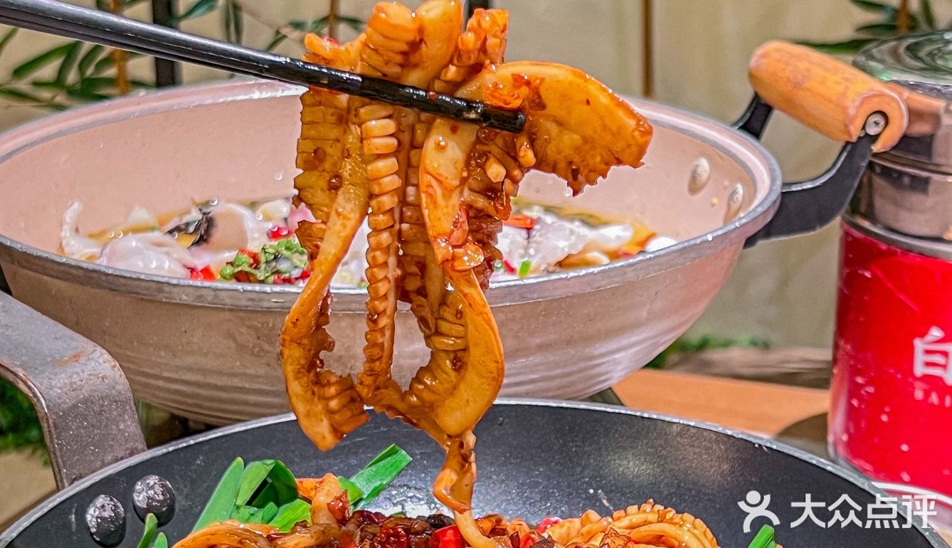 羡慕在长沙的uu们！！！可以吃到这一碗特辣鱿鱼…