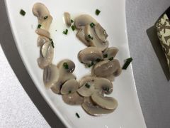 葱油小蘑菇-老人和饭店(淮海中路店)