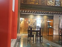 -梅龙镇酒家(南京西路总店)