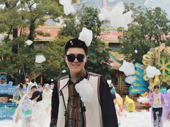 -七彩云南欢乐世界