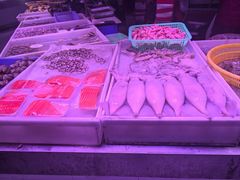 -滨海新区濒开里菜市场