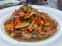 -黄泥岗·地道湖北菜(奥特莱斯店)