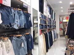 -优衣库(南京建邺万达广场店)