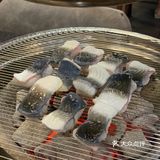 天了噜，这盘鳗鱼上桌神经还会动