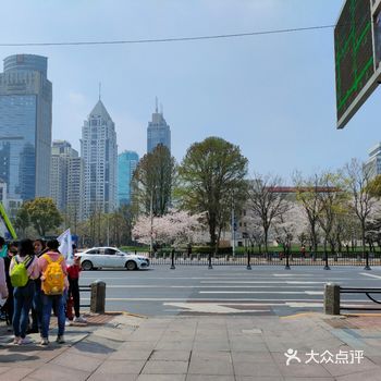 上海市民文化节“文化服务日”“日欣阅艺游黄浦”打卡活动