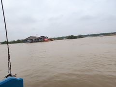 -洞里萨湖