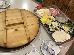 -小火炕铁锅炖鱼
