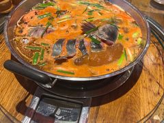 -亮欢寨酸汤鱼(沙冲路店)