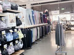 -迪卡侬(西华店)