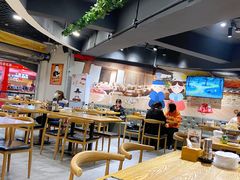 大堂-吴草鸡爪오초닭발韩食堂(融恒盈嘉中心店)