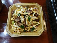-苗湘食府(十年店)