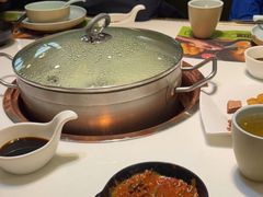 -洪氏嗨捞·猪肚鸡火锅(阳光天地店)